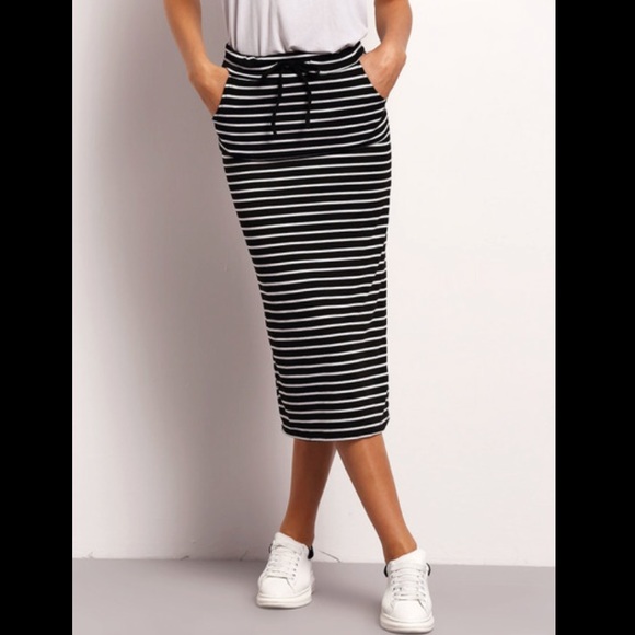 Dresses & Skirts - 👀HP x2 NEW Striped Midi Skirt
